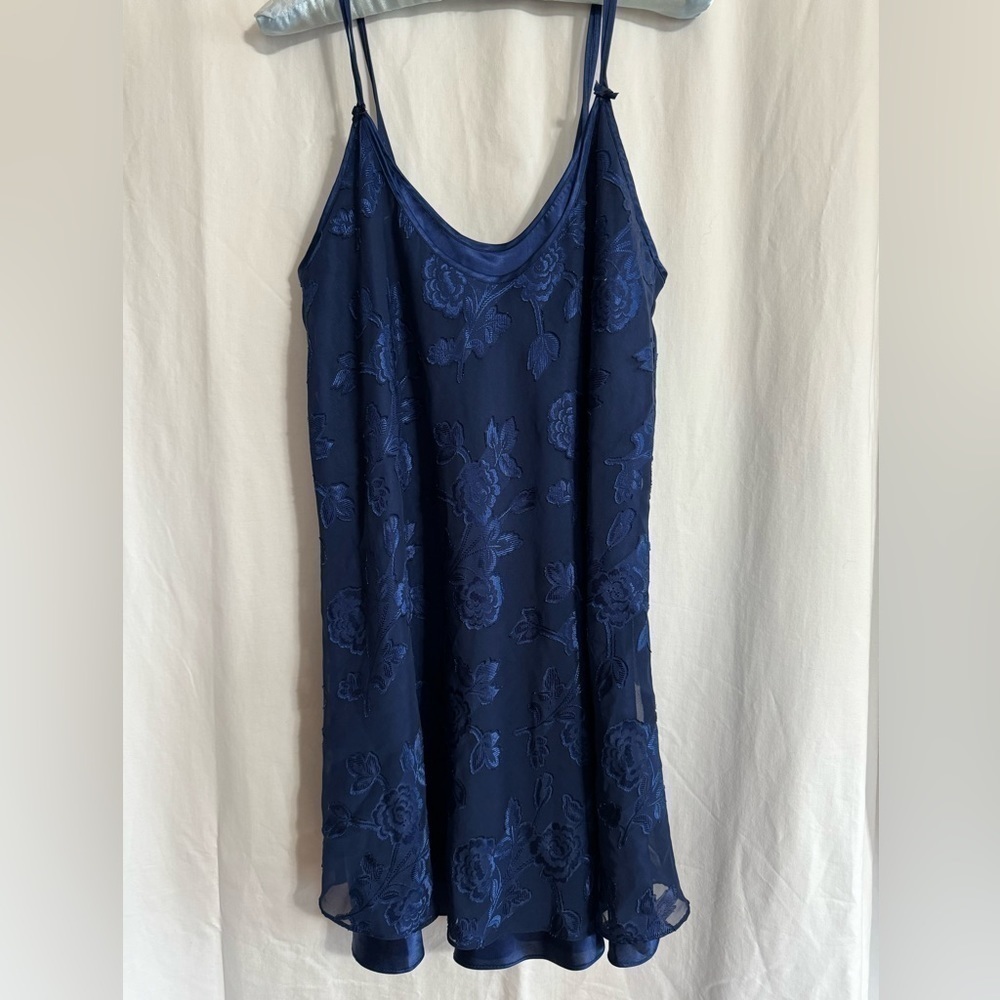 Women’s lingerie, size S. Navy blue.